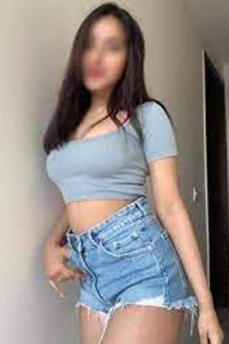 Call Girls in Vashi